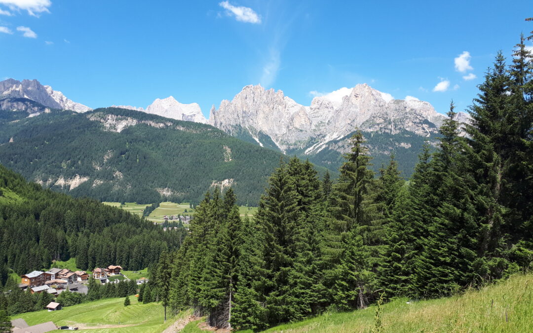 Vacanza in Camper a Pozza di Fassa: Natura, Relax e Avventura per Tutta la Famiglia